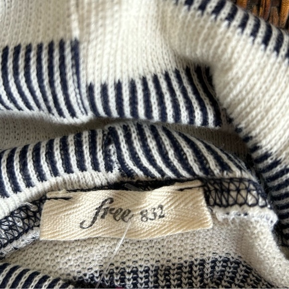 Cowl Neck Casual Top - Picture 3 of 4